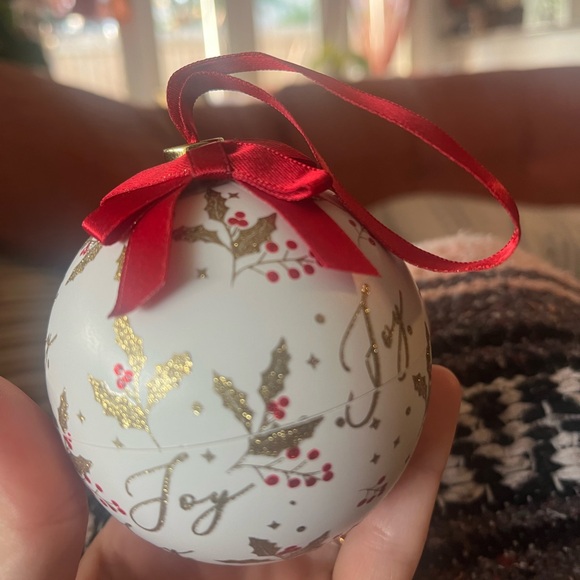 Macys “C” necklace STERLING SILVER LAB CREATED SAPPHIRE - Picture 8 of 8